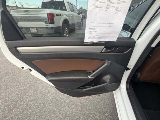 2021 Volkswagen Passat SE