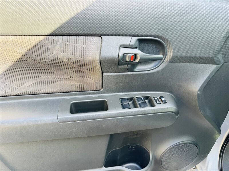 2013 Scion xB 10 Series