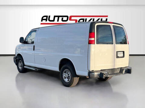 2023 Chevrolet Express 2500