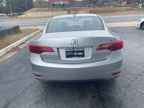 2013 Acura ILX 2.0L w/Premium