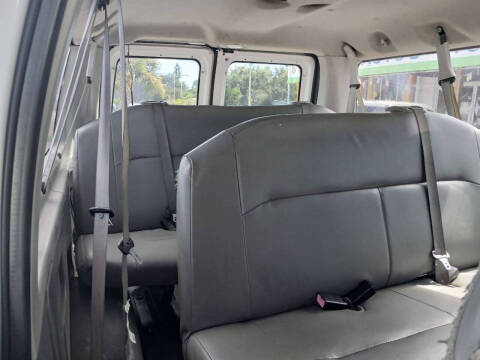 2011 Ford E-Series E-350 SD XL