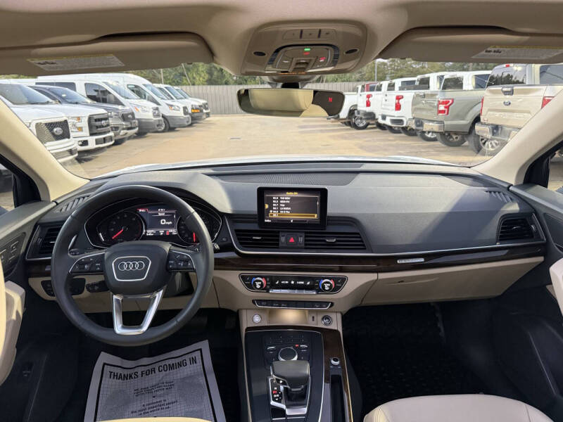 2019 Audi Q5 quattro Premium 45 TFSI