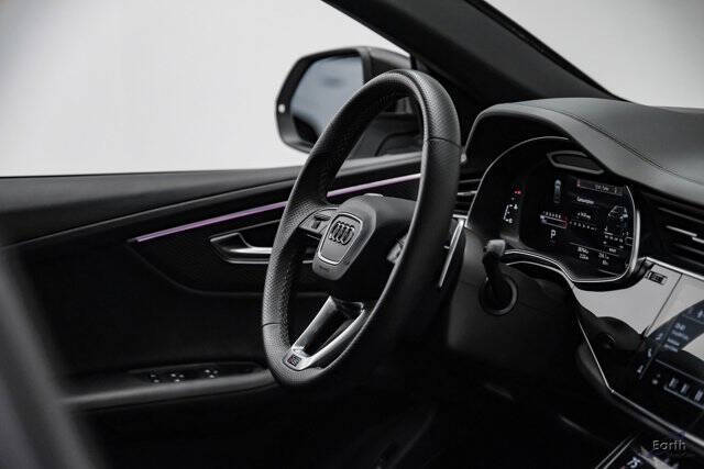 2023 Audi RS Q8 4.0T quattro