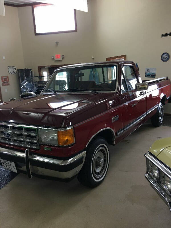1988 Ford F-150 for sale at Gary Miller's Classic Auto in El Paso IL