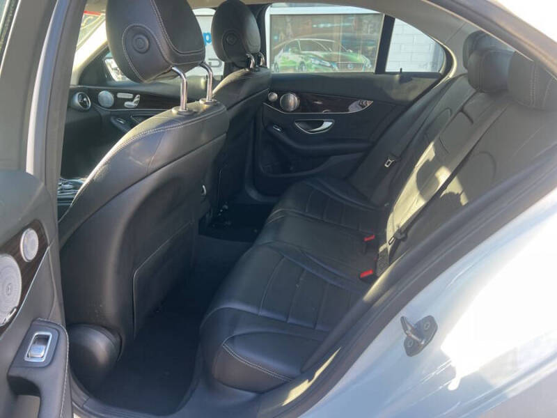 2016 Mercedes-Benz C-Class