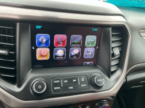 2017 GMC Acadia SLT-1