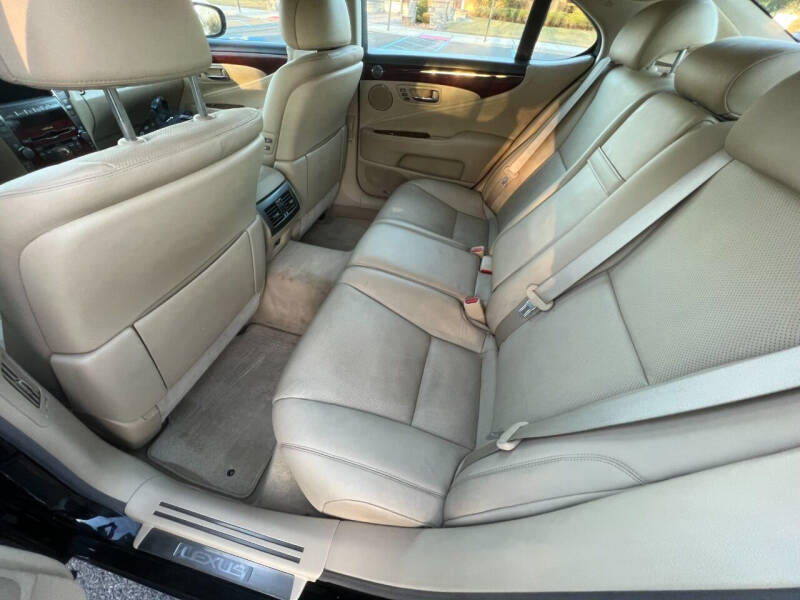 2007 Lexus LS 460