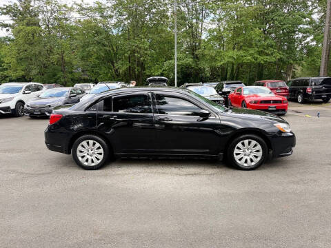 2014 Chrysler 200 LX