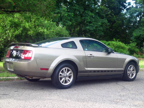 2005 Ford Mustang V6 Premium