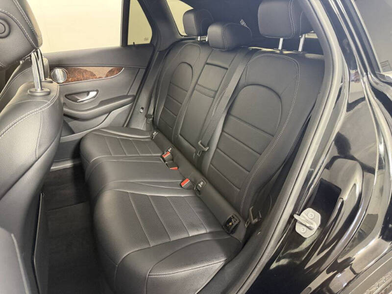 2017 Mercedes-Benz GLC GLC 300 4MATIC