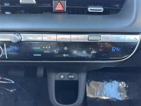 2024 Hyundai Ioniq 5 SE