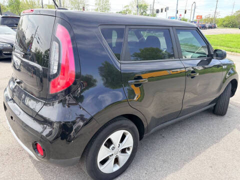 2017 Kia Soul +