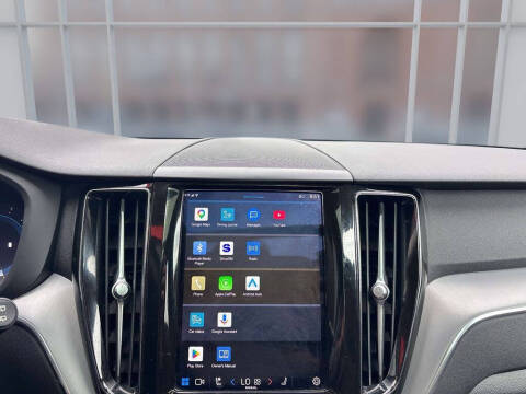 2023 Volvo XC60 B5 Core