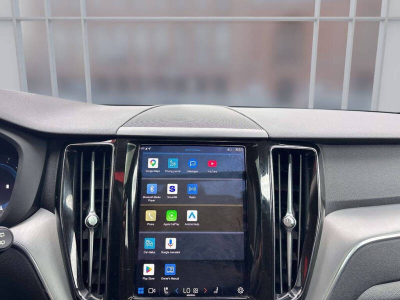 2023 Volvo XC60 B5 Core