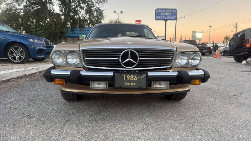 1986 Mercedes-Benz 560-Class 560 SL