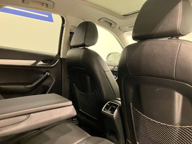 2016 Audi Q3 2.0T quattro Premium Plus