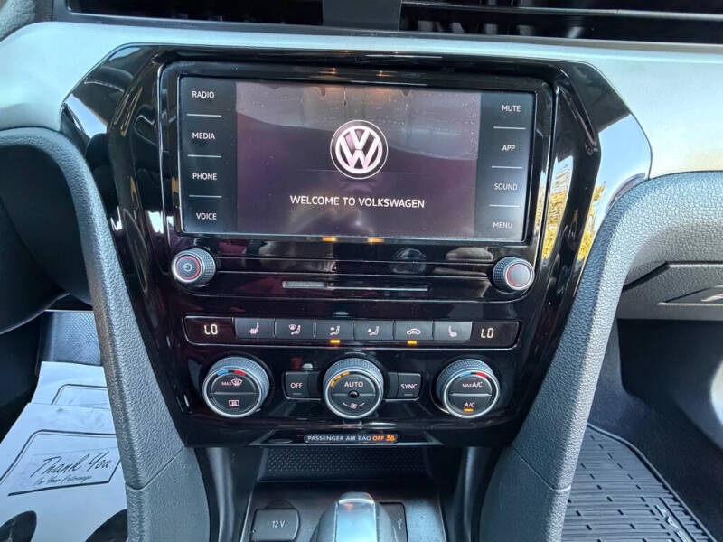 2021 Volkswagen Passat SE