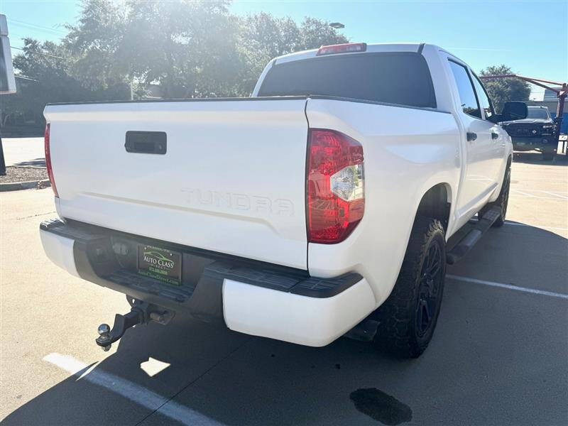 2017 Toyota Tundra SR5