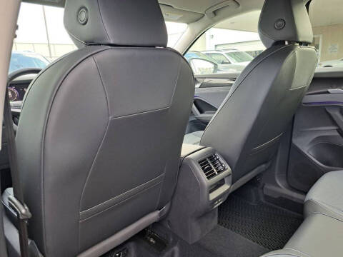 2025 Volkswagen Tiguan SE 4Motion