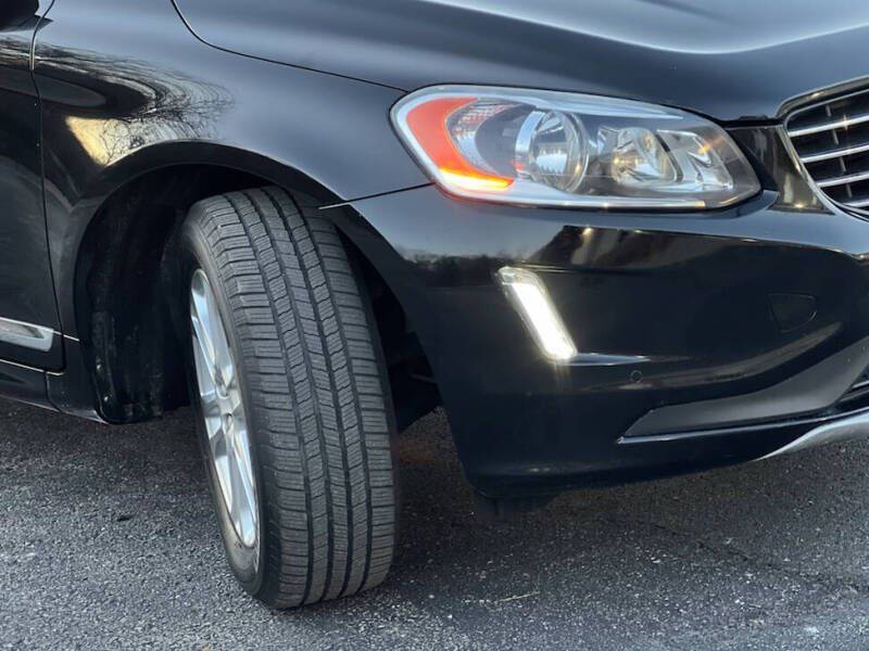 2016 Volvo XC60 T5 Drive-E Premier