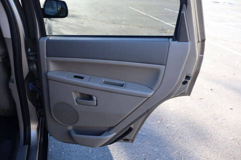 2005 Jeep Grand Cherokee Laredo