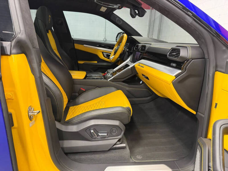 2019 Lamborghini Urus