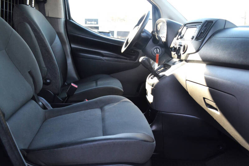 2015 Nissan NV200 SV