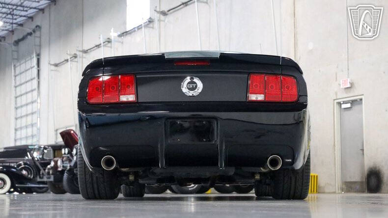 2005 Ford Mustang
