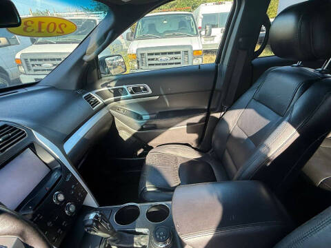 2013 Ford Explorer XLT