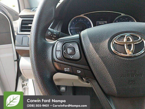 2017 Toyota Camry LE