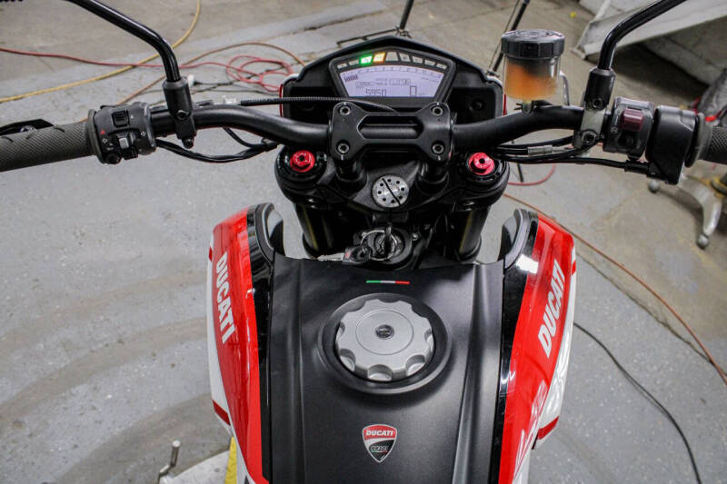 2015 Ducati Hypermotard