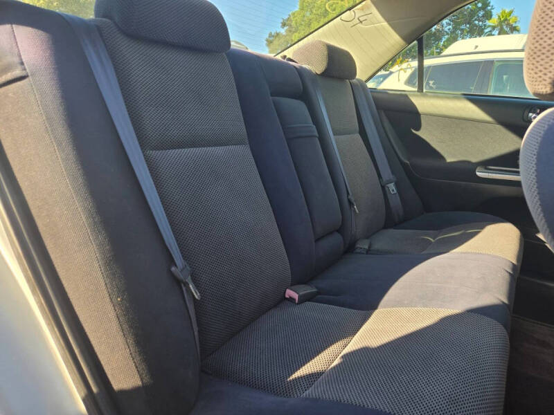 2003 Toyota Camry SE V6