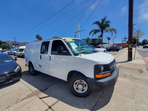 2013 Chevrolet Express for sale at Nueva Italia Motors in Ventura CA