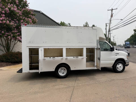 2012 Ford E-Series E-350 SD
