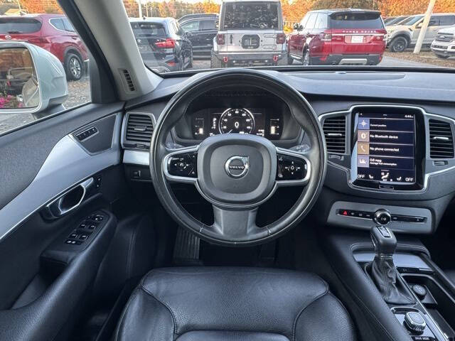 2018 Volvo XC90 T5 Momentum 5-Passenger