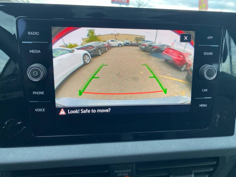 2025 Volkswagen Jetta SE