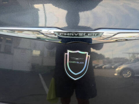 2016 Chrysler 300