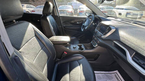 2022 GMC Terrain SLT