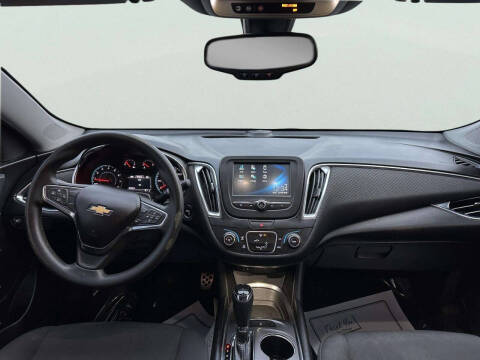 2017 Chevrolet Malibu LT