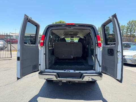 2014 Chevrolet Express LT 2500