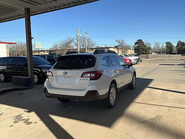 2019 Subaru Outback 2.5i