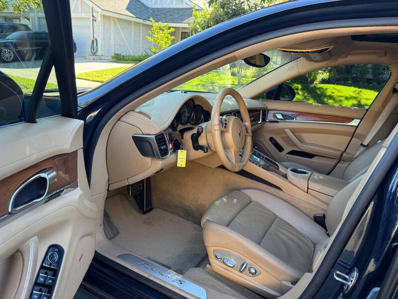 2011 Porsche Panamera S