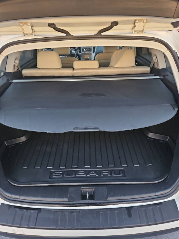 2012 Subaru Outback 2.5i Premium