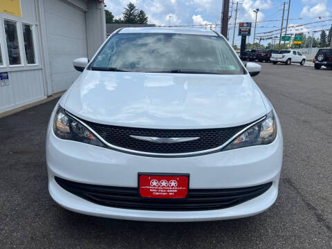 2017 Chrysler Pacifica Touring