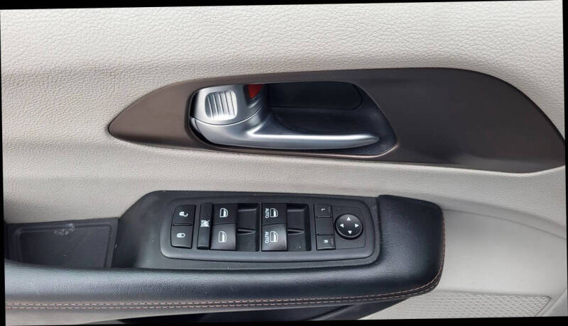 2018 Chrysler Pacifica Touring L