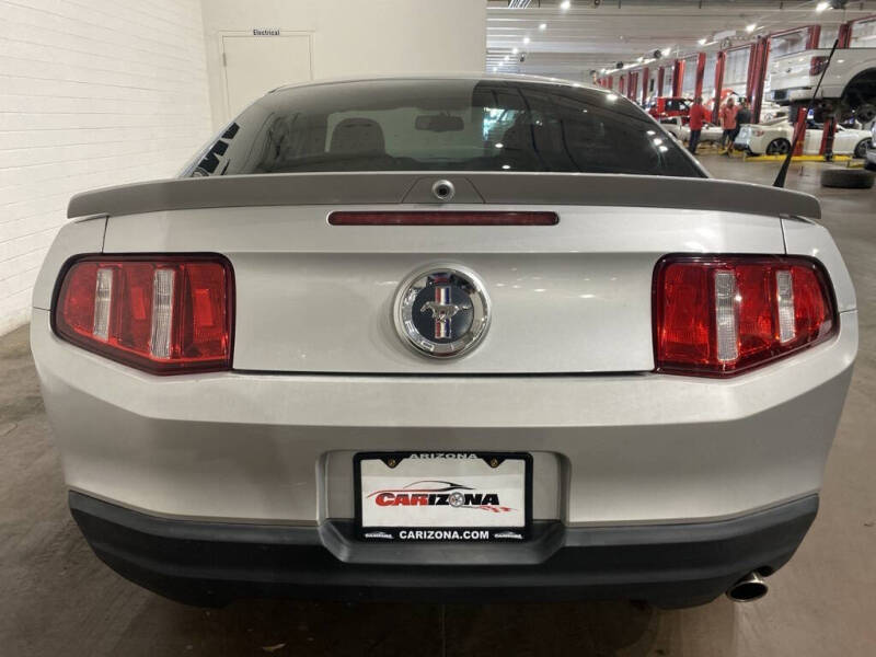 2010 Ford Mustang V6