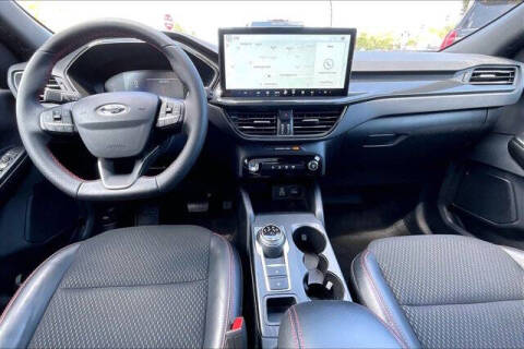 2025 Ford Escape Hybrid ST-Line
