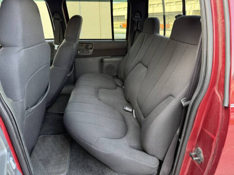 2004 Chevrolet S-10 LS