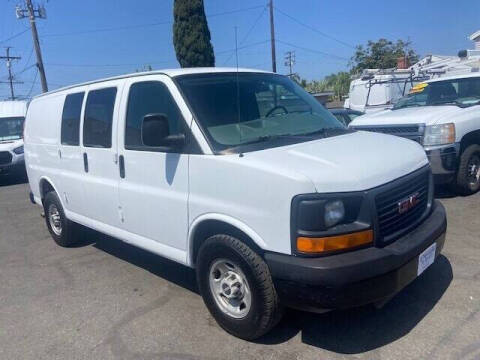 2007 GMC Savana for sale at Auto Wholesale Company in Santa Ana CA