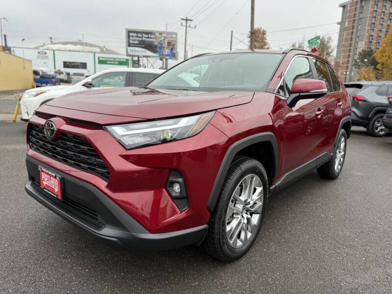 2025 Toyota RAV4 XLE Premium